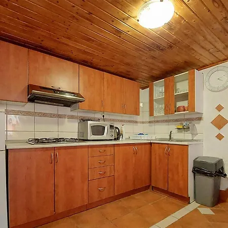 Pet Friendly In With Wi-fi Сasa de vacaciones Kršan