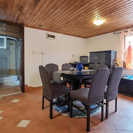 Сasa de vacaciones Pet Friendly In With Wi-fi